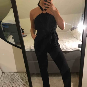  - Från: Bok Bok Använd 1 gång, bra skick  (Jag har vanligtvis storlek XS/36 och är 160 cm.)  Möts upp i Linköping/ fraktar