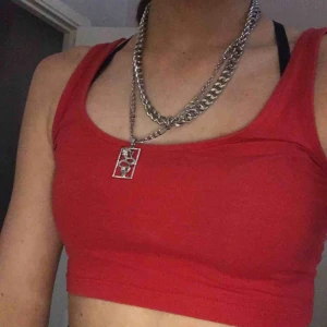  - Topp från hm! Frakt ingår inte i priset! 42kr frakt