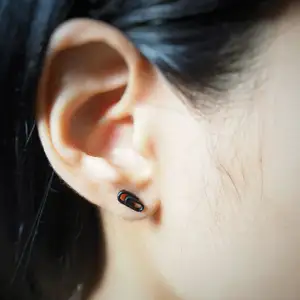 cute minimal earrings (material : rodium, nickel)