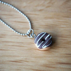  - 🍩handgjord nyckelring 