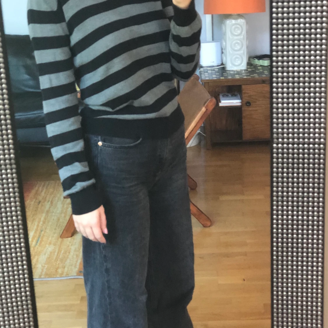 V-ringad randig tröja 