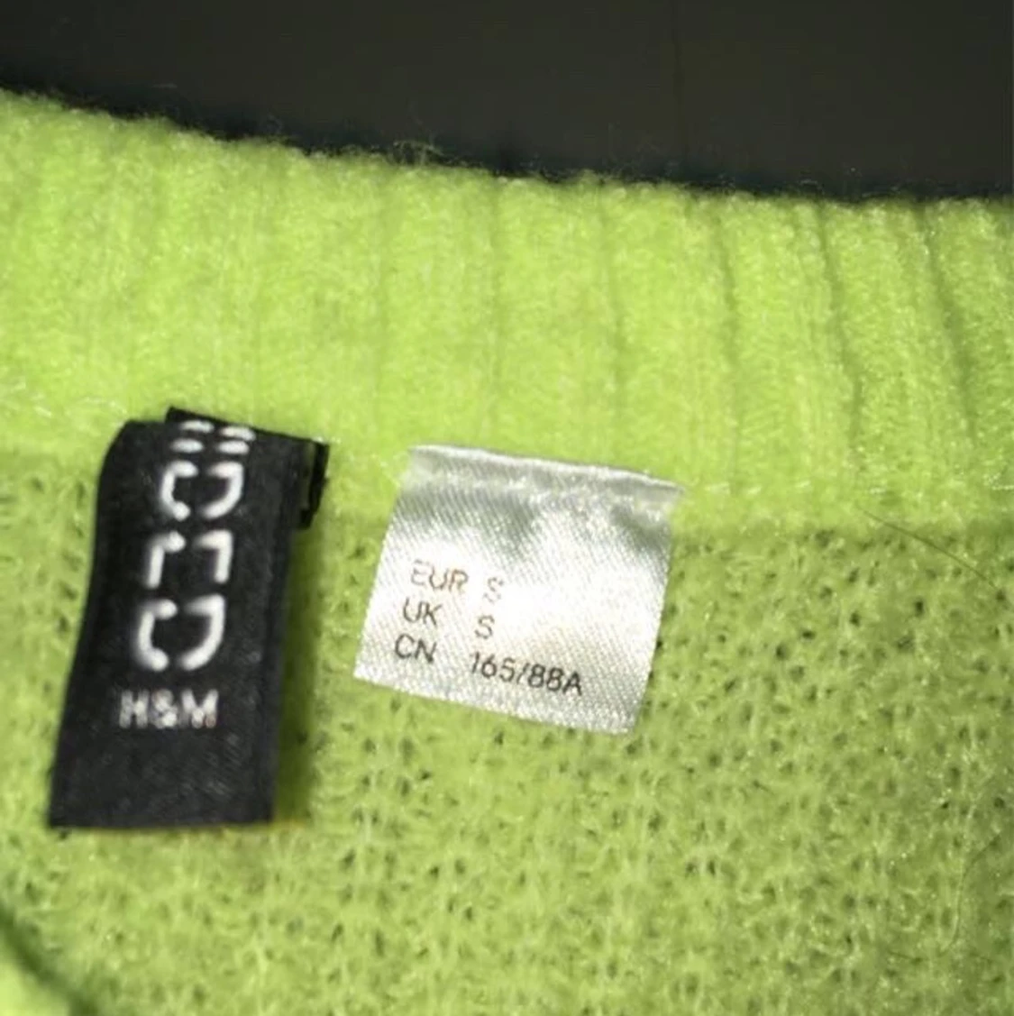 Neon grön tröja - 91