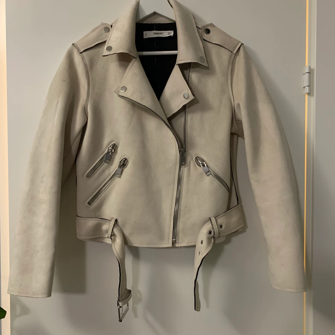 Mango jacka storlek M - 90