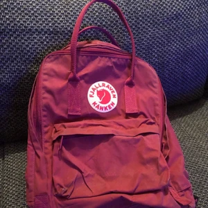 Fjällräven Kånken - Felfri kånken från Naturkompaniet. 