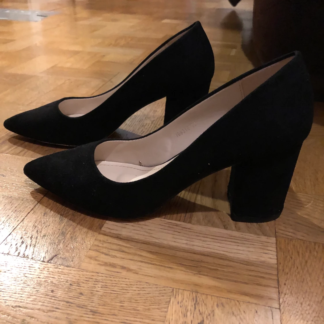 Like new black size 37  - 91