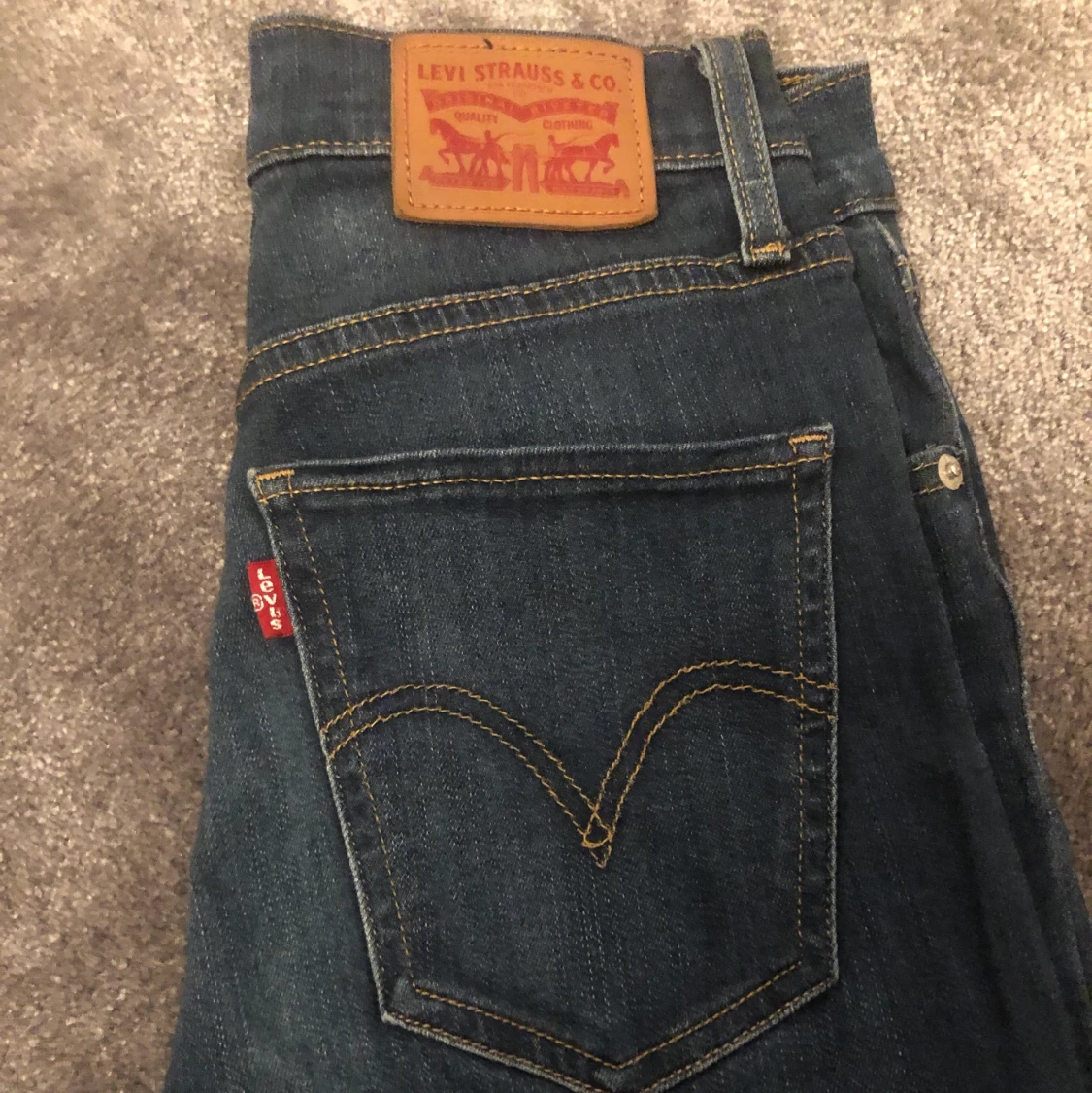 Levis mile high skinny jeans