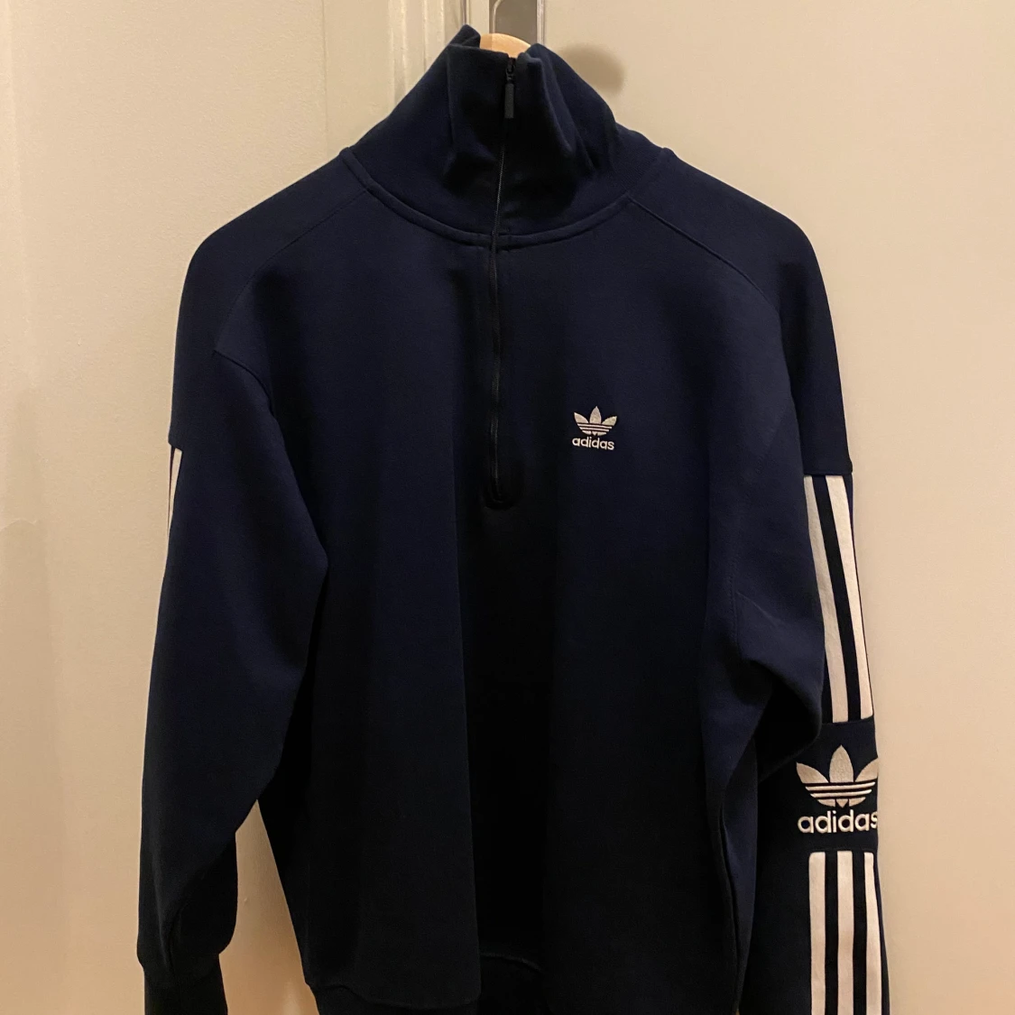 Adidas half zip hoodie - 90