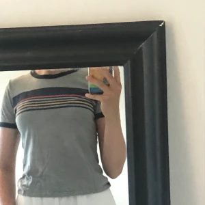 Hollister tröja - Hollister tröja, använd få gånger. Sitter jättefint på