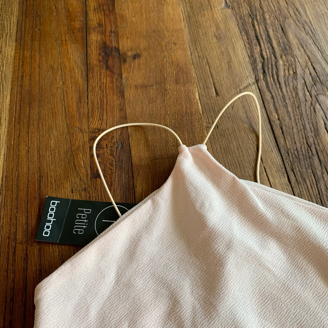 Ljusrosa Bohoo klänning Petite - 90