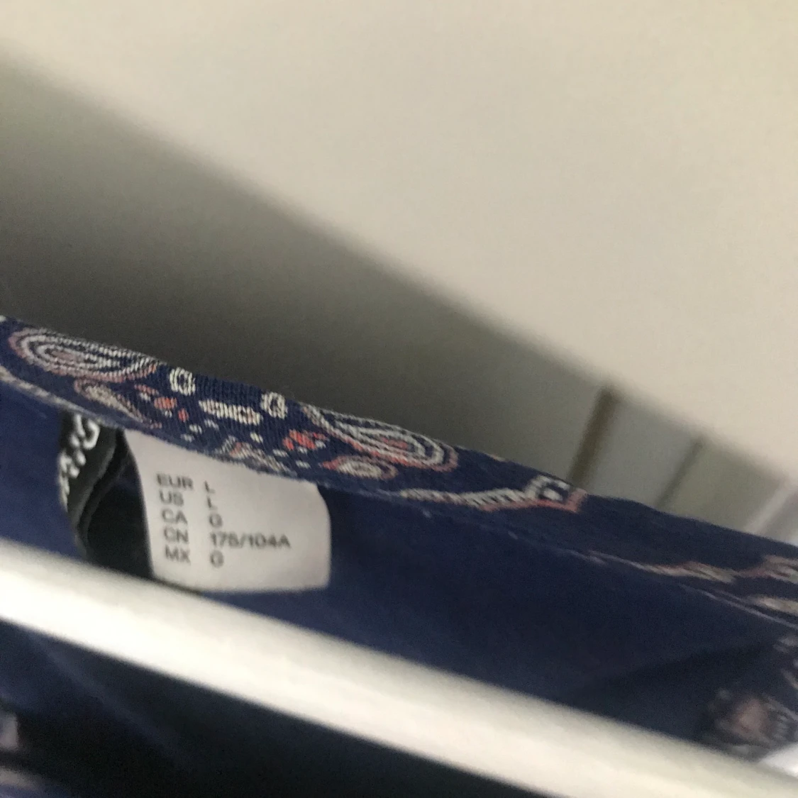 Kort tröja storlek L - 90