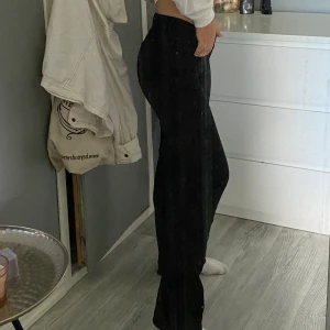 Levis bootcut - Snygga bootcutjeans från Levis 🖤 ”715 bootcut” storlek 24