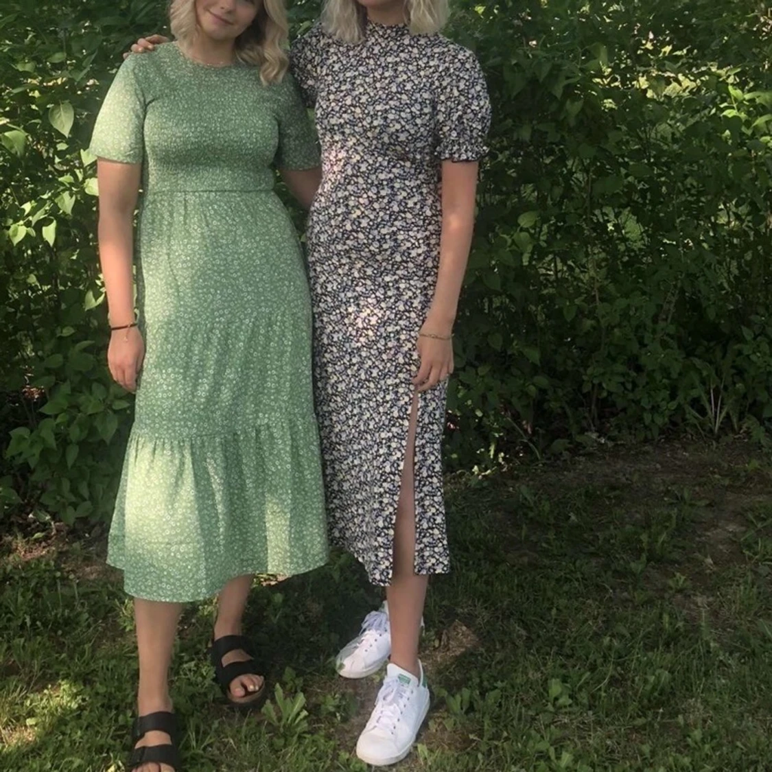 Blommig klänning - 90