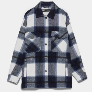  - Den populära jackan från zara, i nyskick då jag aldrig använt den! Frakt inräknat