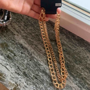  - Halsband!! Helt oanvända!! 