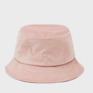  - En helt ny bucket hat i sammet från bershka✨