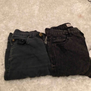  - 50kr styck eller 70 för båda köparen står för frakt