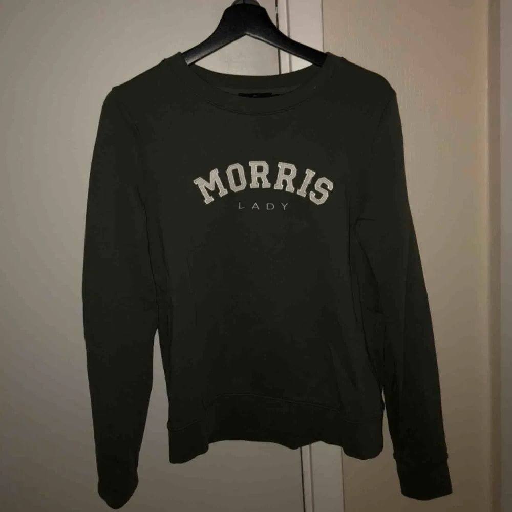 Grön tröja från Morris Lady, storlek S🙏🏽 Säljer pga bristande användning🌿. Tröjor & Koftor.