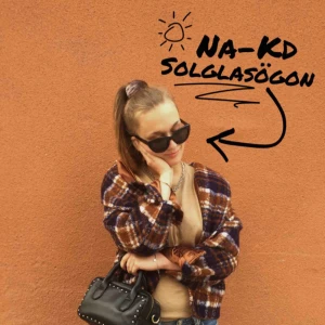  - Fint skick på dessa Na-Kd cateye solglasögon. Frakten kommer på 25kr extra. Har endast använts en gång. 