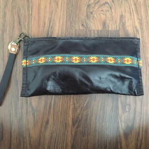  - Handgjord plånbok/fodral i fejk läder