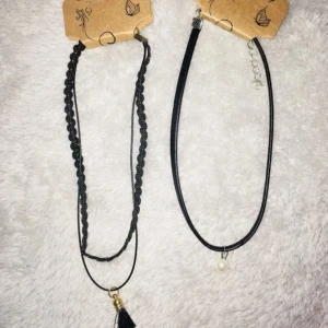  - 2 helt nya chocker. 2 för 40:- Jättesnygga. Frakt tillkommer