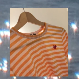  - Köpt från DSM, storlek S passar bra på mig som är 160öång