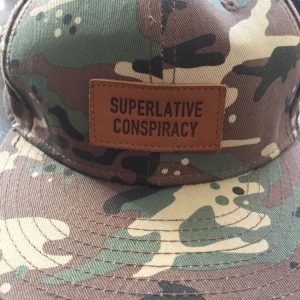  - WESC keps unisex & onesize. Använd ca 2ggr så i princip nyskick. 