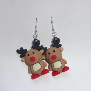 God jul - Örhängen-Rudolf i gummi, ca 7cm❗️Fri Frakt❗️🔔Vänligen meddela bara om du har funderingar eller om du har bestämt dig för att köpa🔔 Alla beställningar postas måndagar och onsdagar