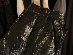 Nakd byxor - Byxor från NAKD som inte kommer till användning. Sitter precis som på den sista bilden och är jätte bekväma. Köpare står för frakt