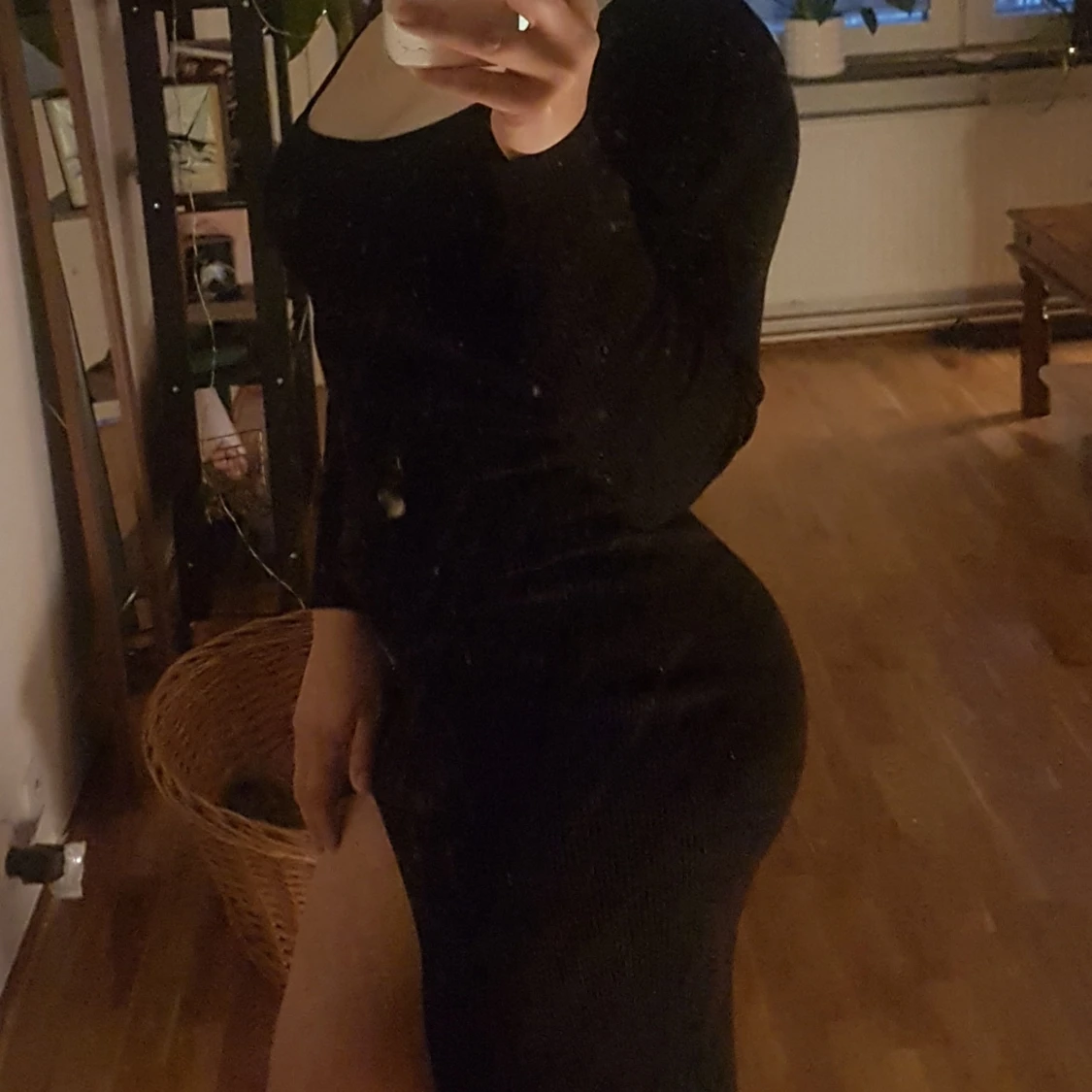 Ribbad fodralklänning - 90