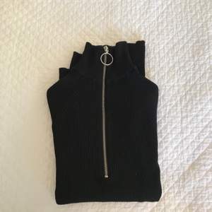 Superfin stickad tröja från Gina Tricot, använd 2-3 gånger!