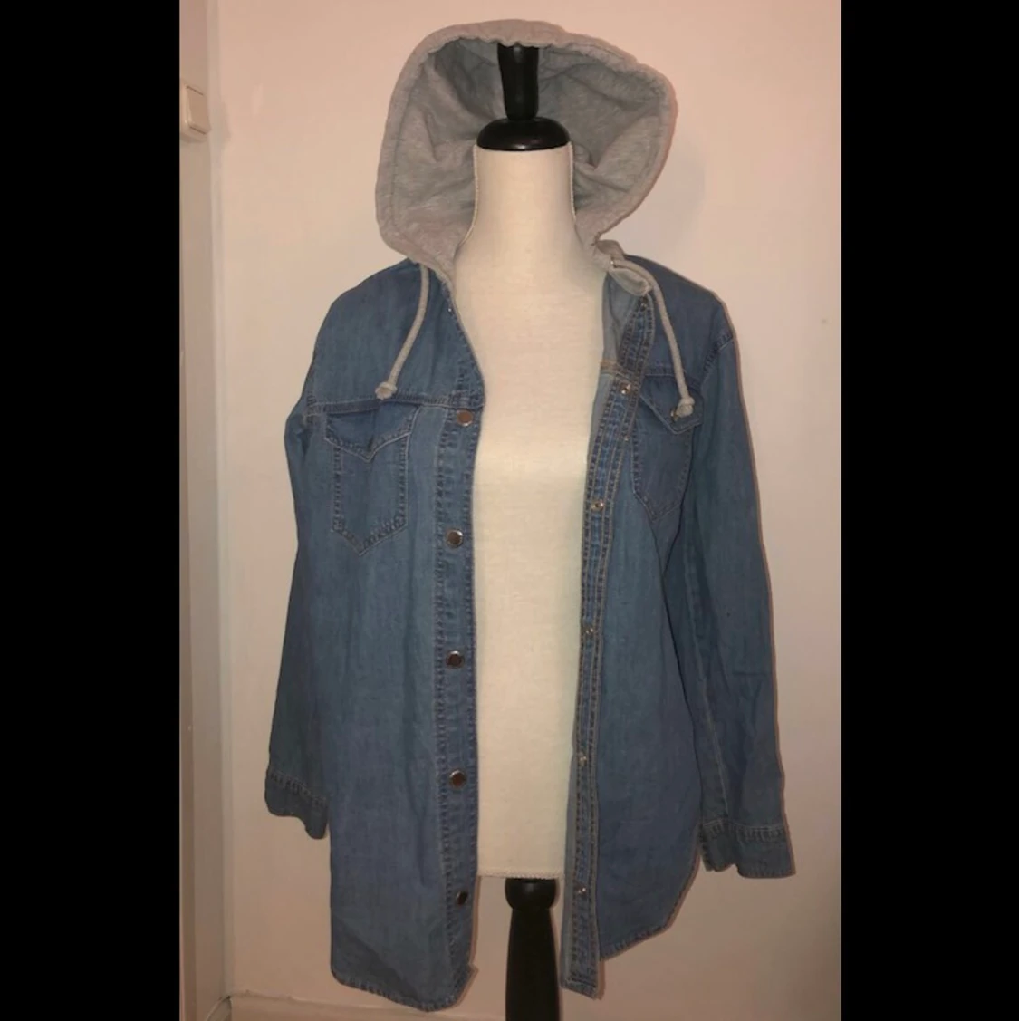 Tunn ”jeansjacka” strl 34