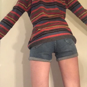 Randig tröja från secondhand  - Väldigt nice