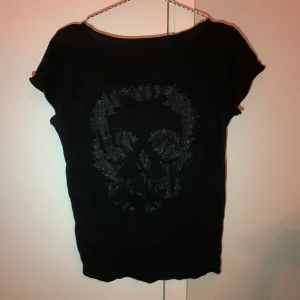 T-shirt från Zadig!  - T-shirt från Zadig! Så skön och snygg!! Strl XS