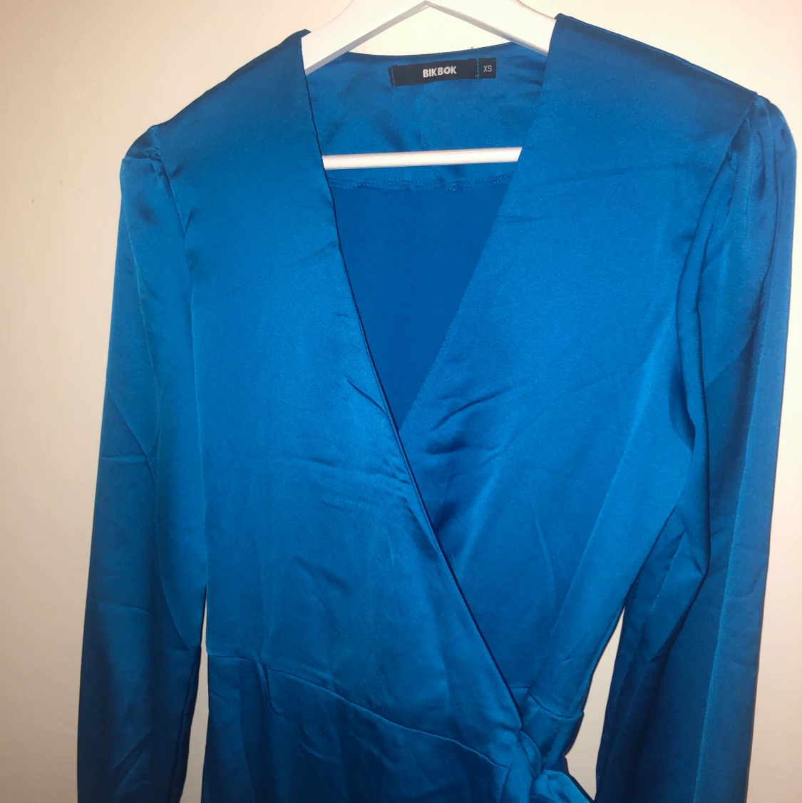 Blå omlottklänning, Bik Bok, XS - 90