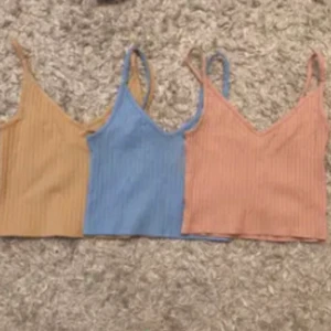 Fina linen  - Tre stycken linen säljer alla för 40kr + frakt