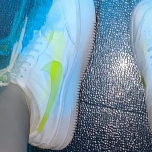 limited edition Nike skor  - Skitsnygga limited edition Nike skor, fint skick! 