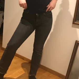 Gina ticot  - Sköna byxor men har växt ut ur dom.