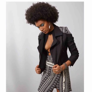  - En fantastisk snygg jacka som är köpt från underbara indie affären ZhenNymph. Jag har dock ändrat min stil. Aldrig använd, endast provad.  I storlek L.