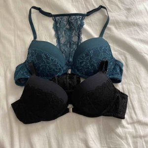  - Två stycken bhar från Lindex. Aldrig använda. 200kr för båda eller 100kr/st. Vid frakt står köparen för fraktkostnaden.