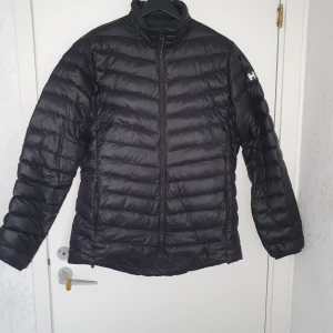 Höstjacka  - Höstjacka i bra skick.