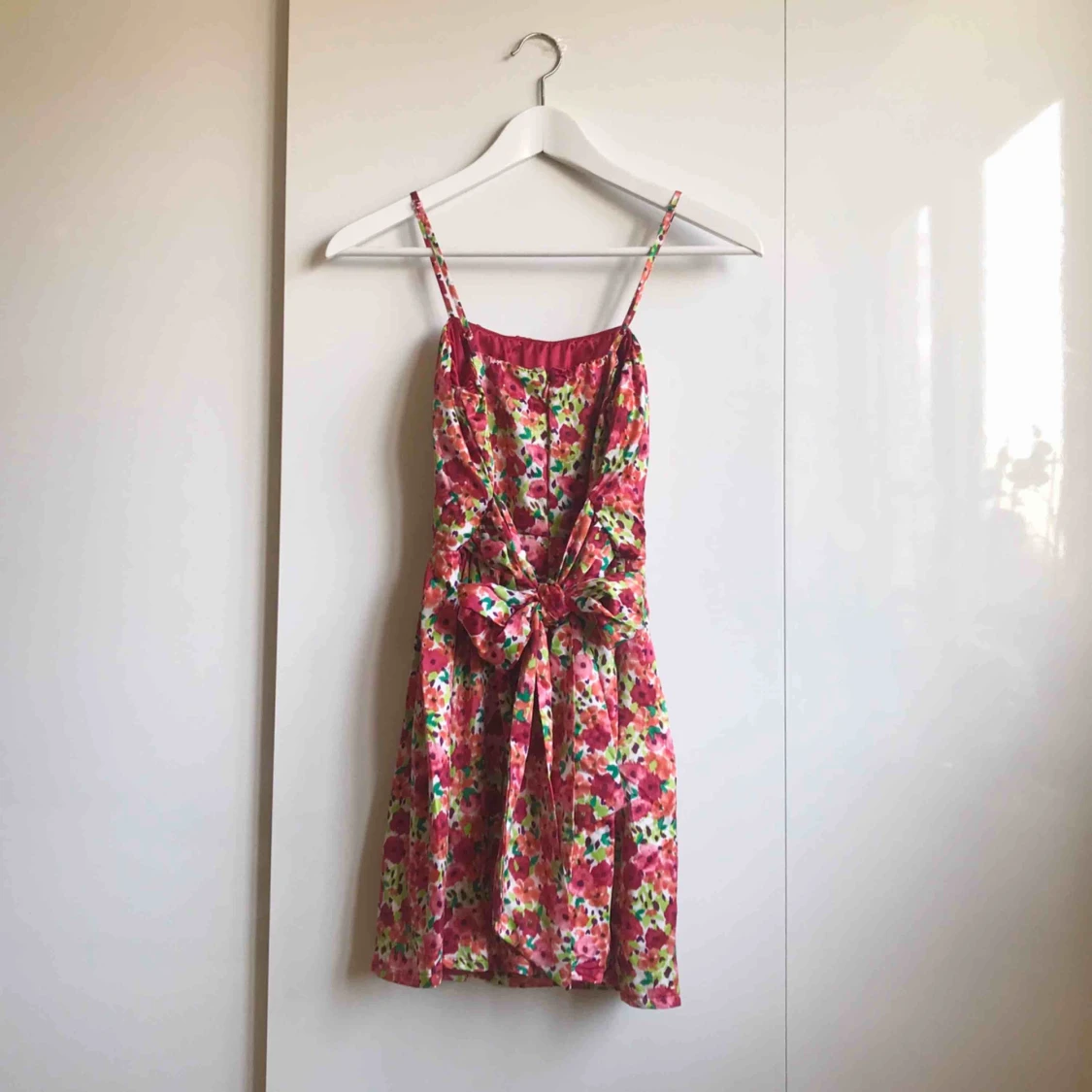 Blommig klänning  - 91