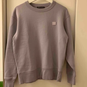  - Acne Studios Fairview Crewneck Size XS Fits S Condition : 9/10 Buda!  Tveka att på att ställa någon fråga! 
