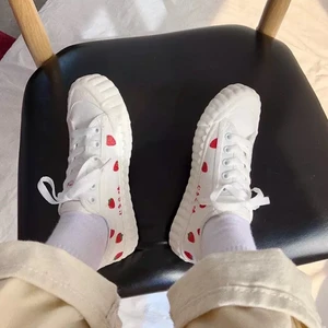 Strawberry shoes - Shoes with strawberry patterns! Frakt inkluderat (;