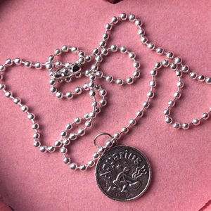 ”Aquarius” ballchain halsband 🌟 - 50kr inkl frakt! Finns även i de flesta andra stjärntecken 🕊