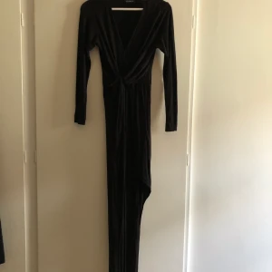 Klänning Nelly storlek xs 50kr  - Mycket fin klänning från Nelly 