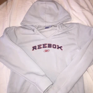 Gammal Reebok hoddie  - Storlek s 