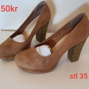 Nya klackar  - Helt oanvända pumps. Klack höjd: 9cm