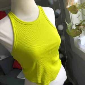  - Superfin linne, perfekt nu till sommaren! Knapp använd då det inte passar mig.