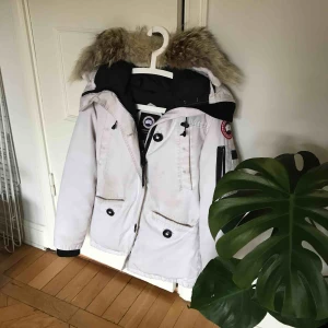  - Canada Goose Montebello Jacket size S. It is in great condition but just a bit dirty around the pockets, it is at the cleaner now, I will post when it’s clean! I’ve dry cleaned it twice before and it always looks like new :)  Shipping is extra. 