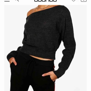  - Helt ny stickad off shoulder tröja, Kan skickas 